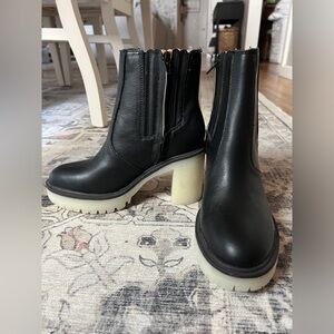 Oasis Society Black Leather Anastasia Booties…Size 6.5…NWOT